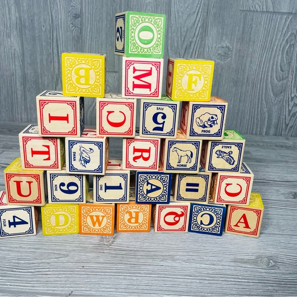 Uncle goose 3D wood carved stacking / learning alphabet animal blocks learning - Picture 2 of 7